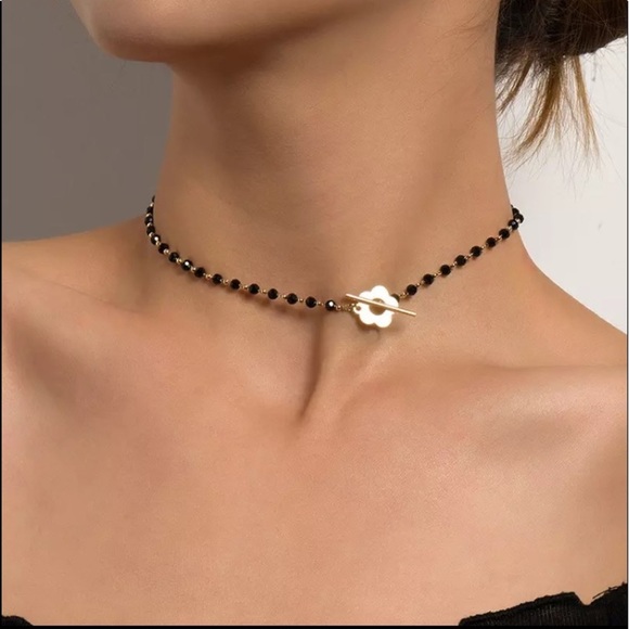 NEW Black & gold beaded choker necklace with flower & front Toggle closure - Picture 1 of 6